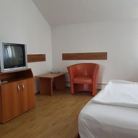 Motel Pacific Deva Exteriör bild