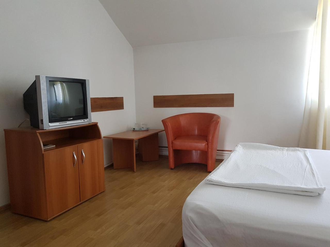 Motel Pacific Deva Exteriör bild